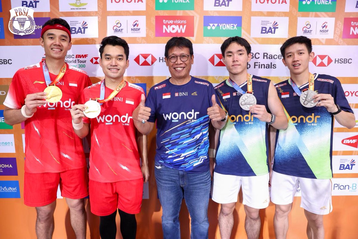 Podium Ganda Putra Thailand Masters 2026:

🥇Leo Rolly Carnando/Bagas Maulana🇮🇩
🥈Raymond Indra/Nikolaus Joaquin🇮🇩

Selamat kepada para podium ✨

#BadmintonIndonesia #ThailandMasters2026