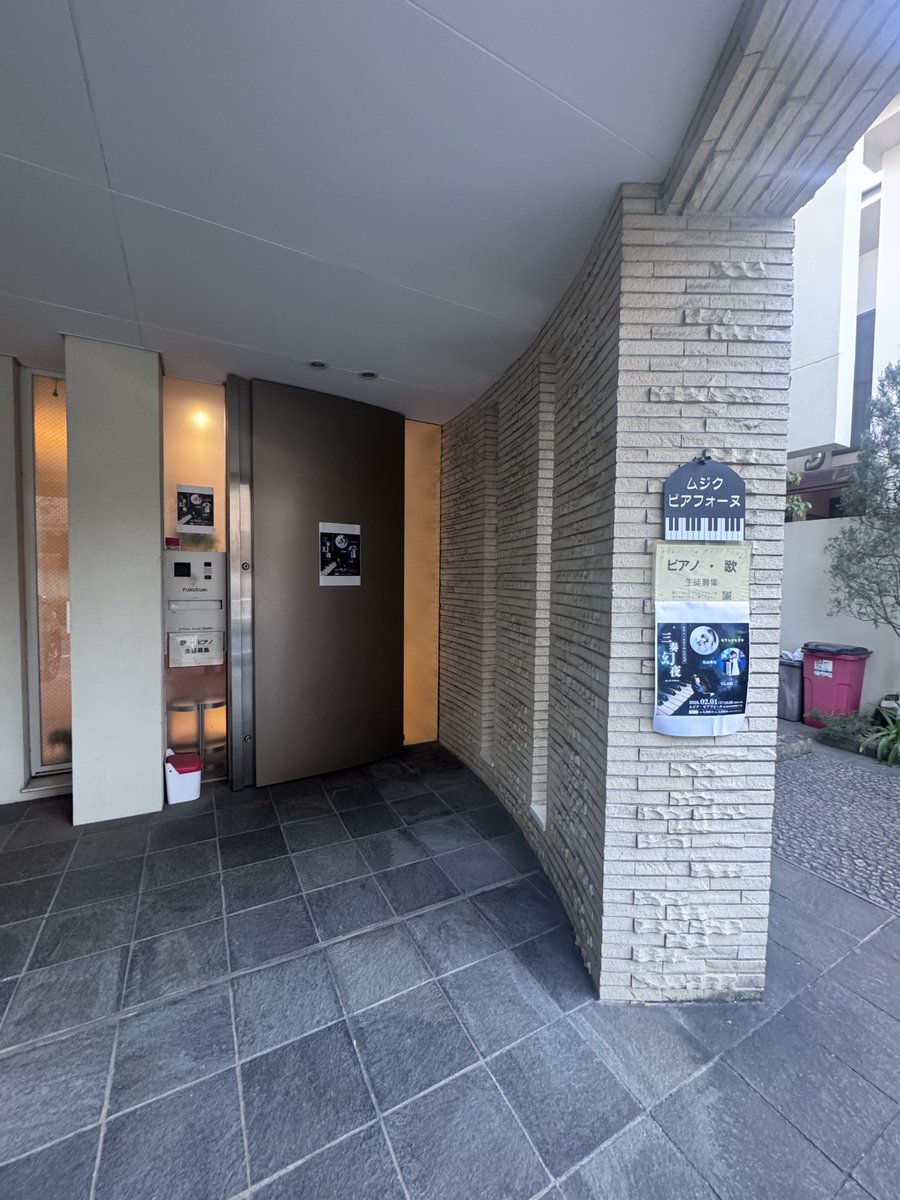 ポスターが目印です！