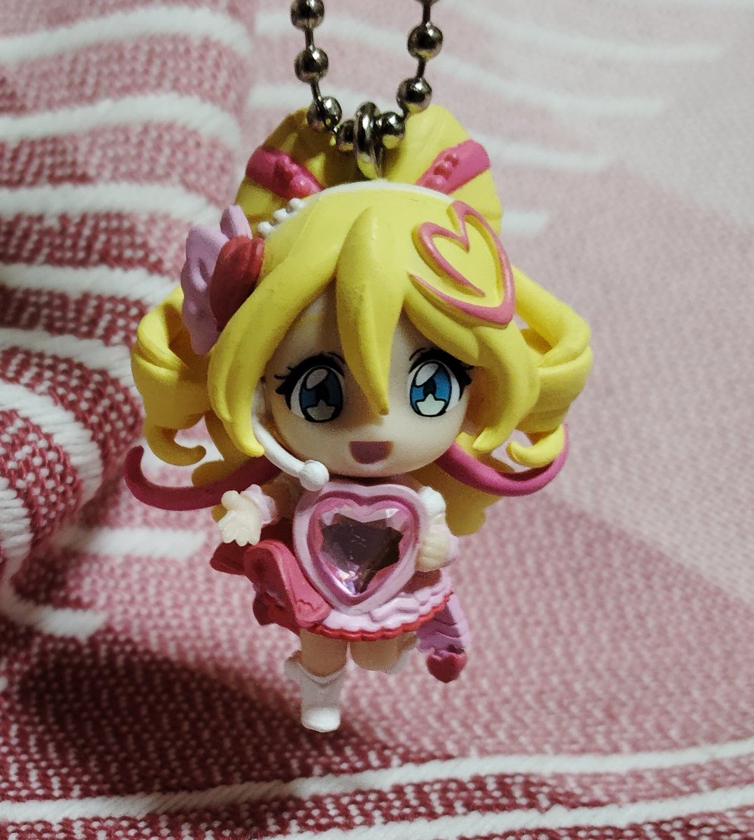 Peparcurrybread's tweet photo. お店の近くにガチャコーナーが！！
#precure https://t.co/qFo35BgIjS