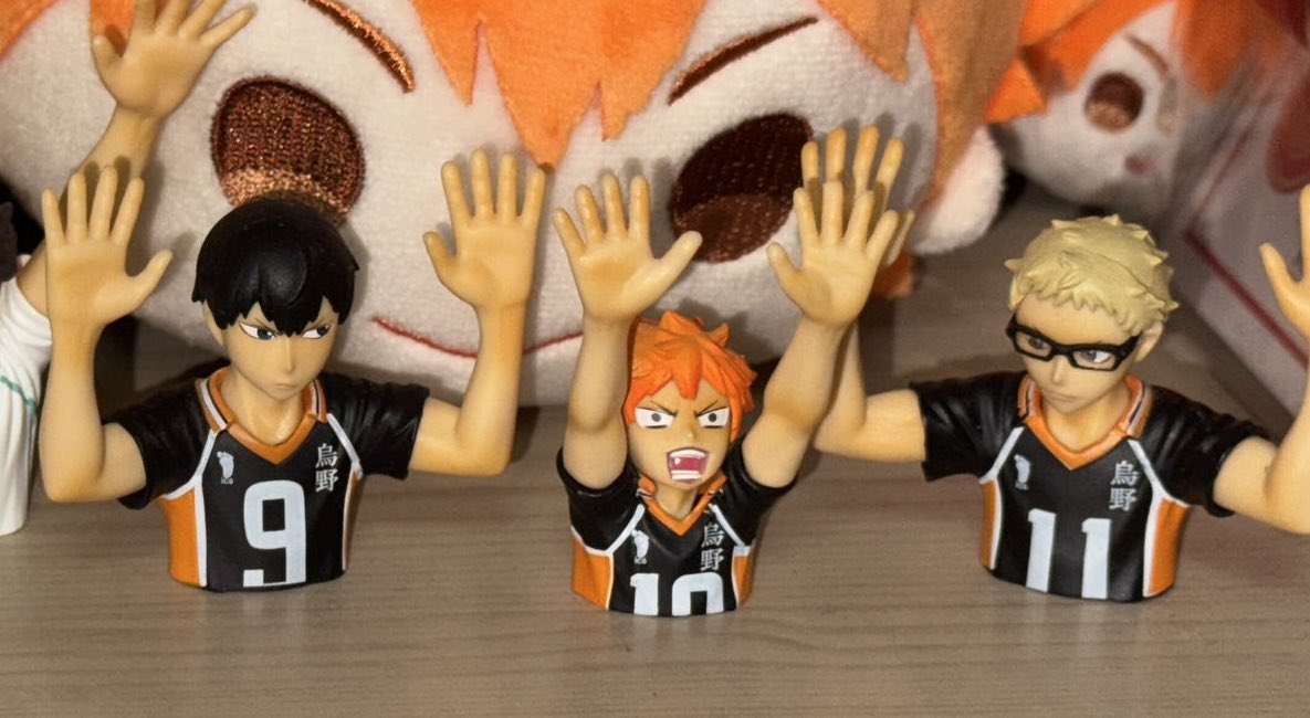 양쪽에서 히나타 째려보게 두는게 ㄴㅁ 웃김