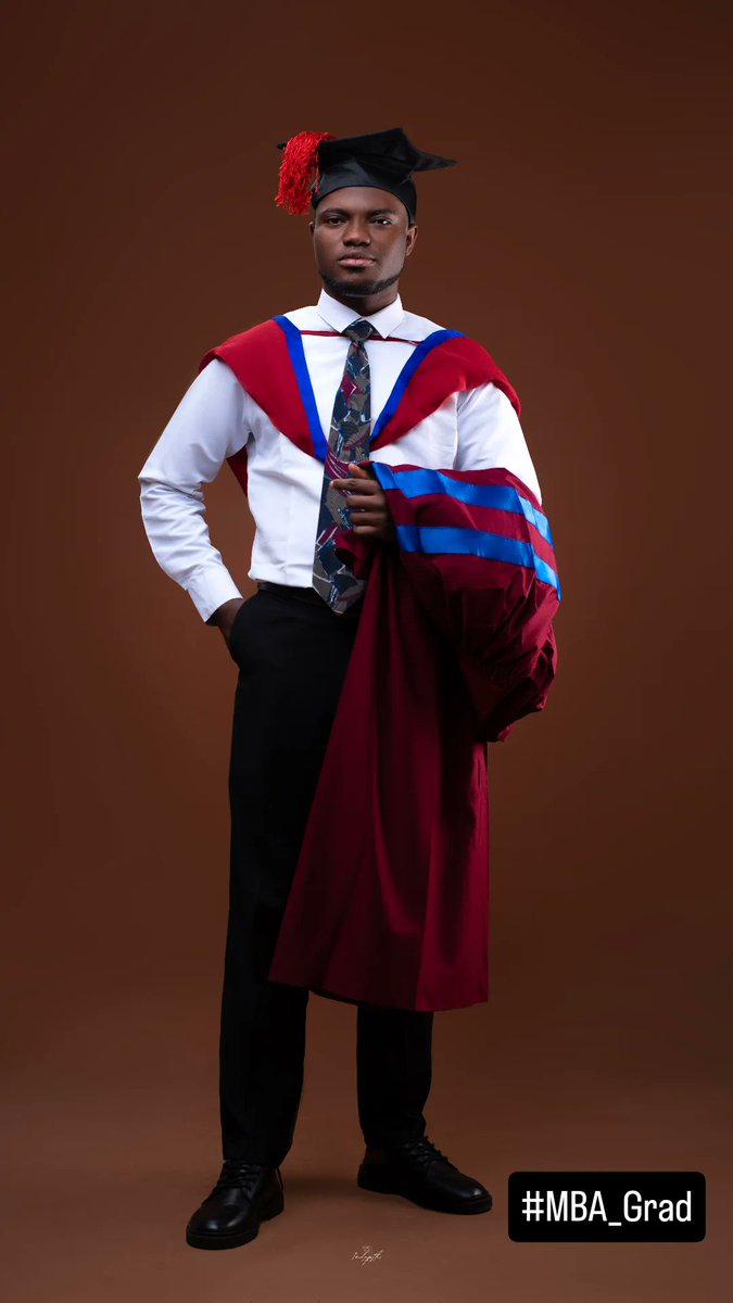 BankoleIsrael5's tweet photo. GOD DID!

Bagged my MBA

#Abuzaria #Convocation https://t.co/xoxIvLr1ab