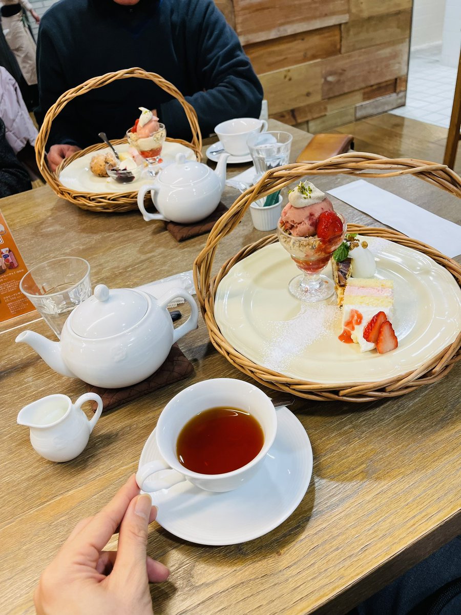 ケンケン tweet media