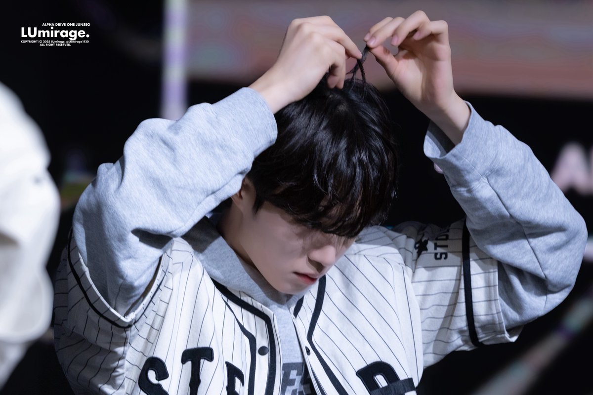 LUmirage. tweet media