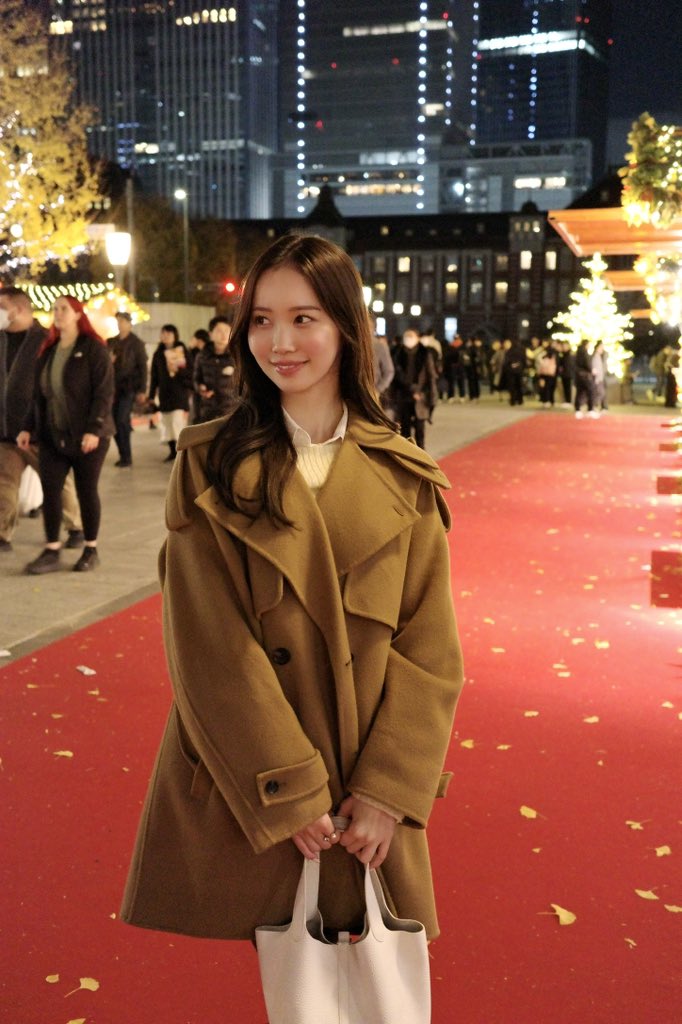 chiii_k1012's tweet photo. ヒートテックないと生きていけない女だけど、オフショルのニット着たいから中にシャツを合わせてみた🤍
#ootdshare #冬コーデ https://t.co/llssrJBpjc