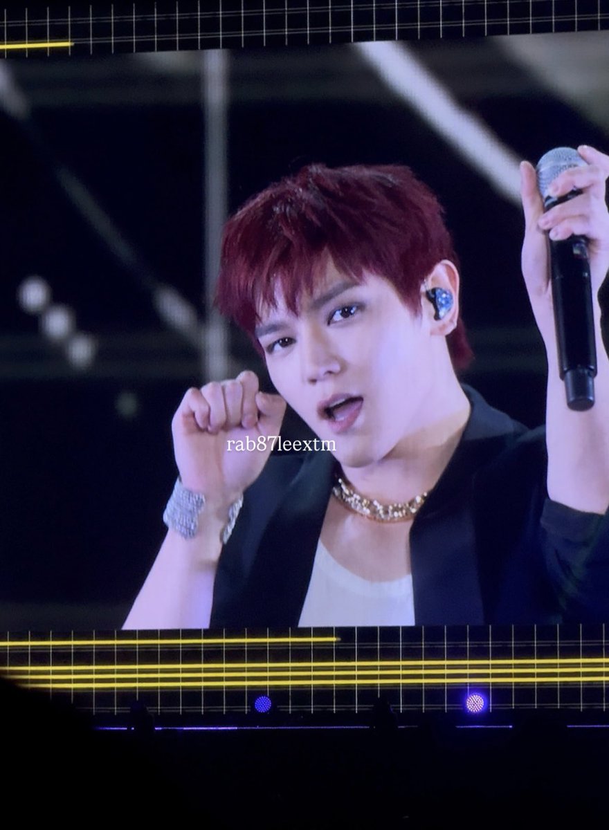 260201 SMTOWN LIVE   
🐈‍⬛🐾

#NCT127 #태용 #TAEYONG #テヨン