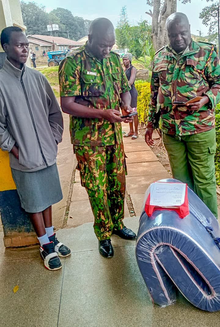 NPSOfficial_KE's tweet image. SERVICE THAT UPLIFTS: KAPSABET POLICE STATION, THANK YOU FOR MAKING A DIFFERENCE

Police stations are more often than not associated with crime and crisis. Yet, at their best, they can also be spaces of trust, care, and community partnership. Earlier this week, Kapsabet Police…