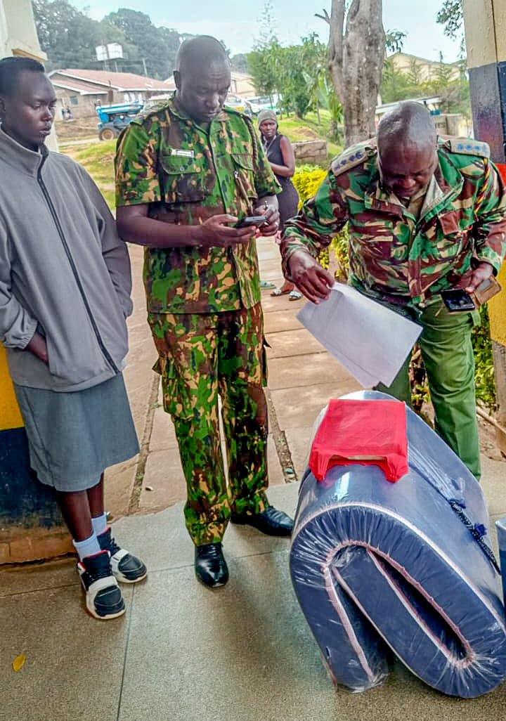 NPSOfficial_KE's tweet image. SERVICE THAT UPLIFTS: KAPSABET POLICE STATION, THANK YOU FOR MAKING A DIFFERENCE

Police stations are more often than not associated with crime and crisis. Yet, at their best, they can also be spaces of trust, care, and community partnership. Earlier this week, Kapsabet Police…