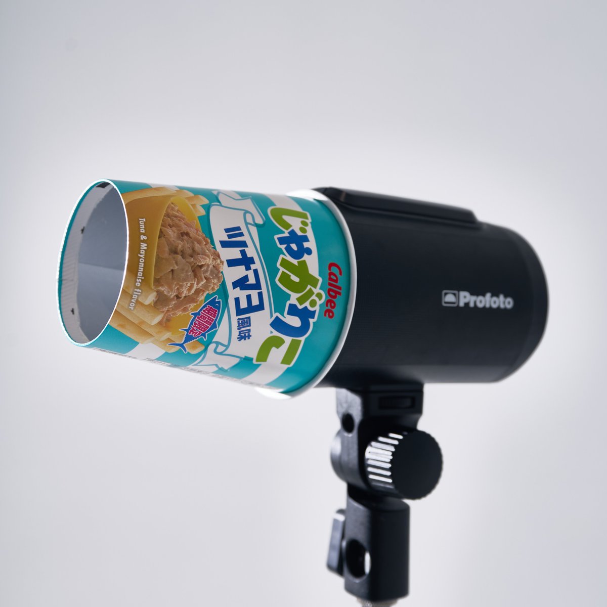 じゃがりこスヌートですが
実際にテスト撮影を行ったところ社内で使用可との判断が出ましたため、貸し出し機材として正式に採用いたしました

3種の味から選択可能です

現在、スタジオのHPにも掲載しております
ご利用をご希望の方は、詳細をご確認のうえご検討くださいませ
artraystudio.com