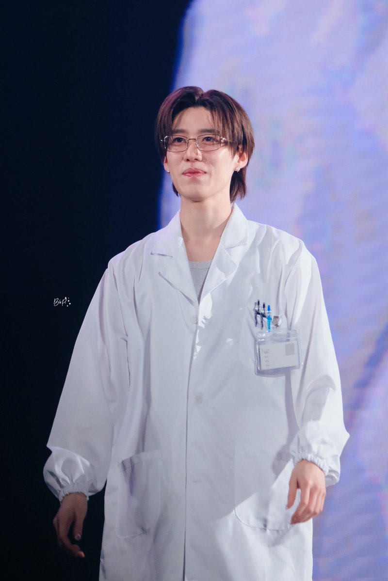 ไม่อยากป่วย แต่อยากเป็นแฟนหมอ🫣🙂‍↔️

PP KRIT FANSIGN IN GUANGZHOU 
#THETIMEWESLOWDOWN_Guangzhou