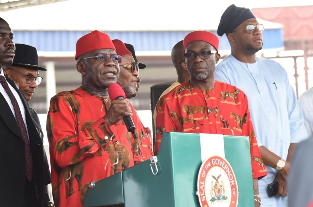 Jack_ng01's tweet image. Ndi Abia, pay attention to this guy! 

He is always around the Gov now! Even more visible than the Deputy Gov 

He now attends practically all events with the Gov

Is the Gov preparing him to take over from him?? 🤔🤔🤔

Does the zoning favour him though? Because I think he is…