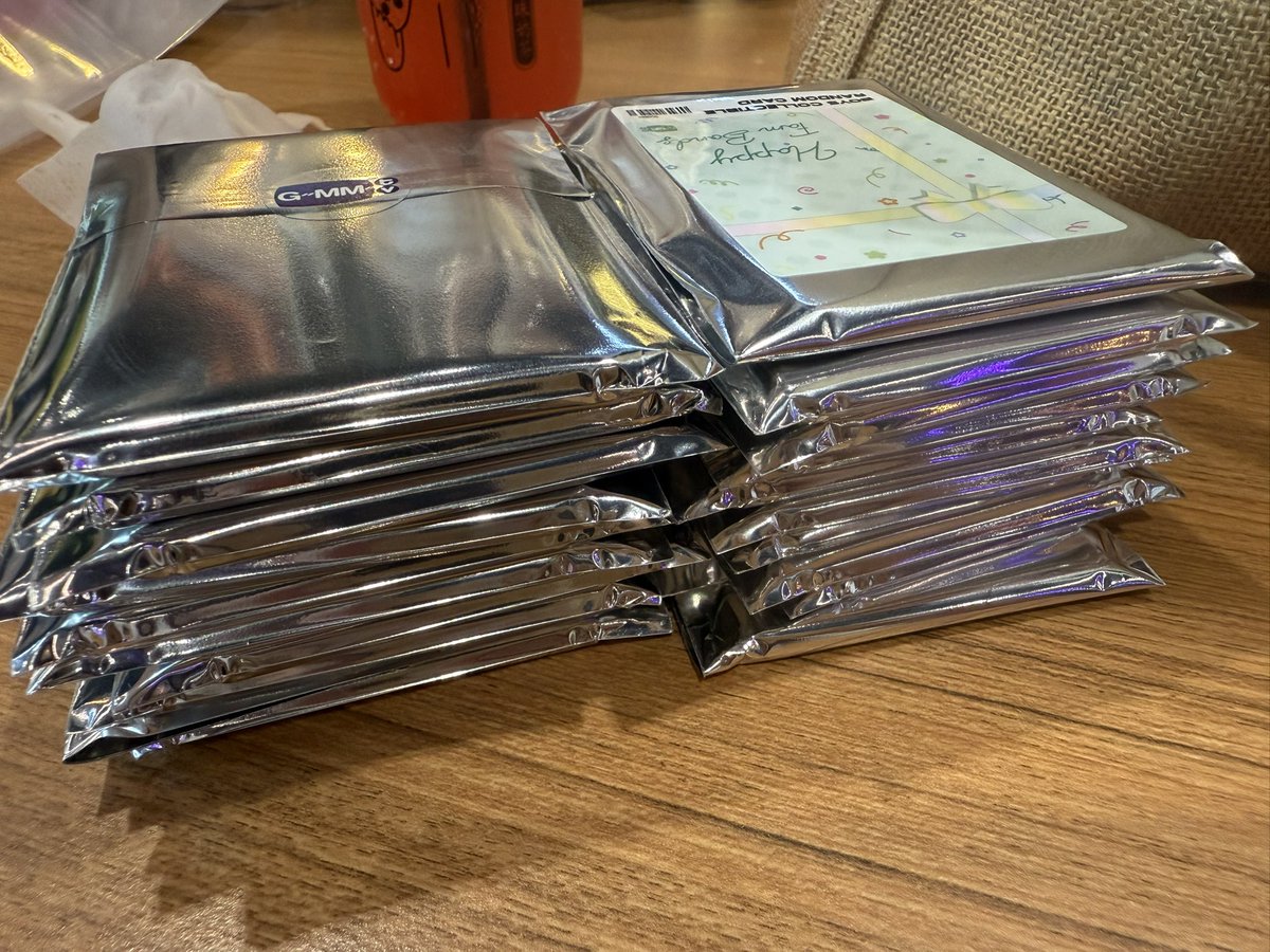 ᴀʀɪᴀ_ʙʟᴜᴇ tweet media