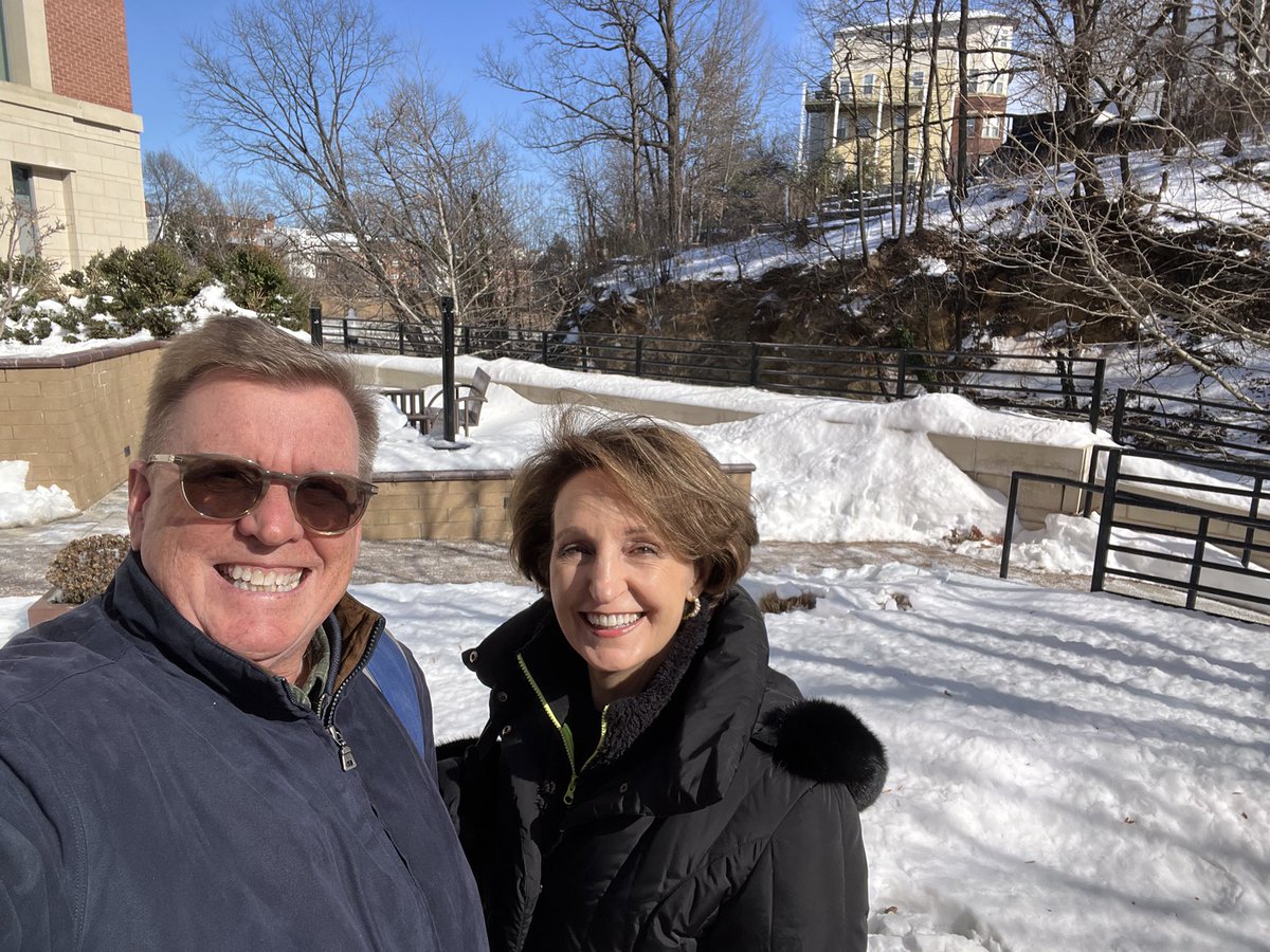 MaryKay Carlson tweet media