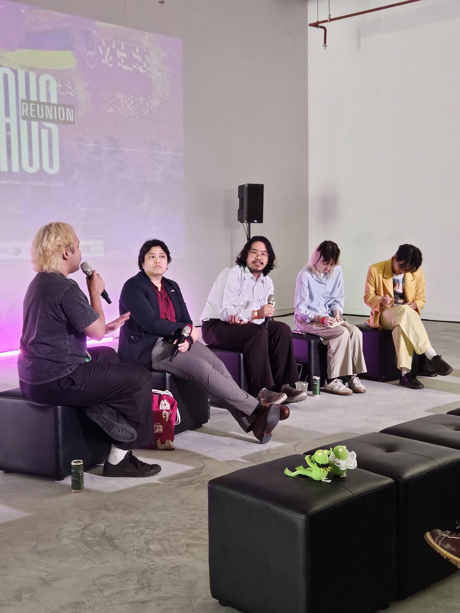 Sapphic Union tweet media