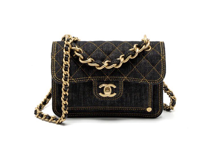 원우 샤넬 가방 요거 같아요~데님 가방