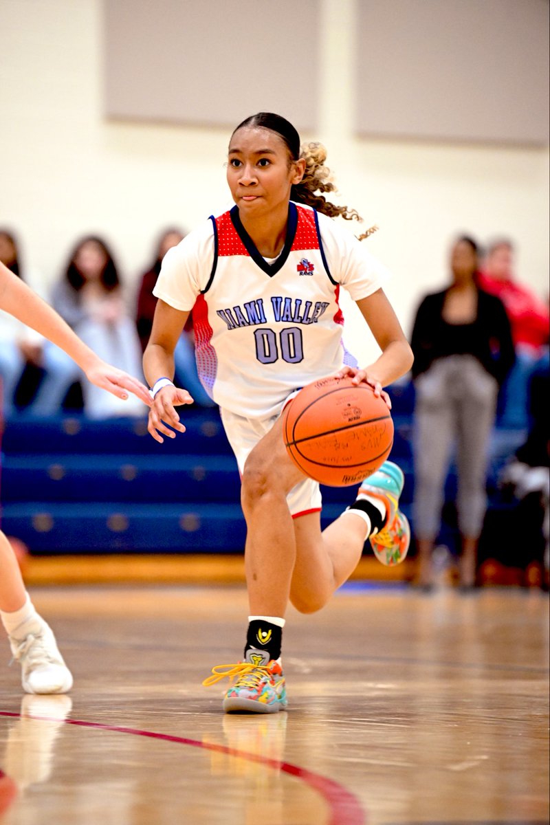 Mylee T. - Basketball Page only tweet media