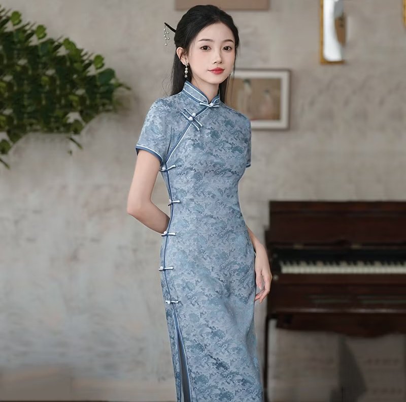 wildflwrss's tweet photo. 🏷 XIANG YUN Cheongsam Long Dress 🧧

Rate: 5/5

🖇 https://t.co/cr4WgT4k0D https://t.co/EDo4KORxbV