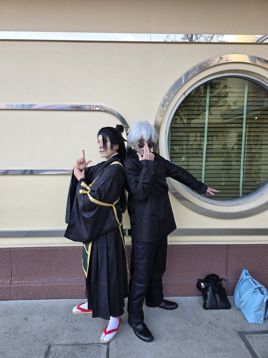 mike928315's tweet photo. コスプレイヤーと約束して会ったりすのが初めてだったのでいい思い出になりました。
とても楽しい1日になりました✌😆✌
@youki256214、@kagayaki1412など他のコスプレイヤーの皆さんありがとうございました。
また合いましたらまた写真撮りましょう❤

 #ユニバ  #呪術廻戦  #コスプレ https://t.co/n5zy4T9qEF