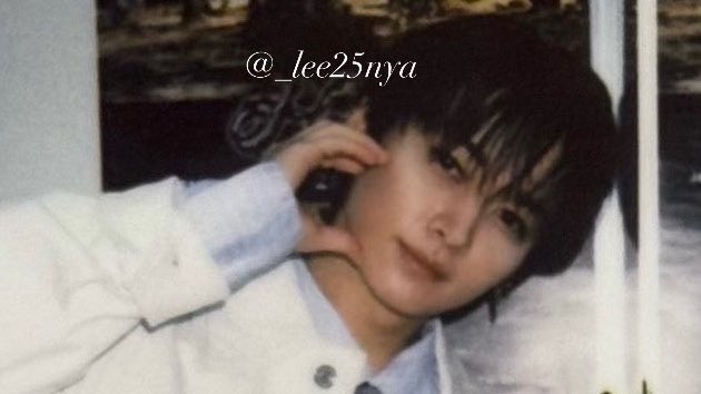 lunaleeknow's tweet image. Leeknow photos were so cuteful today 🤏🥺