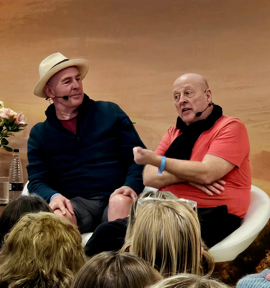 Bookaholic Bex tweet media