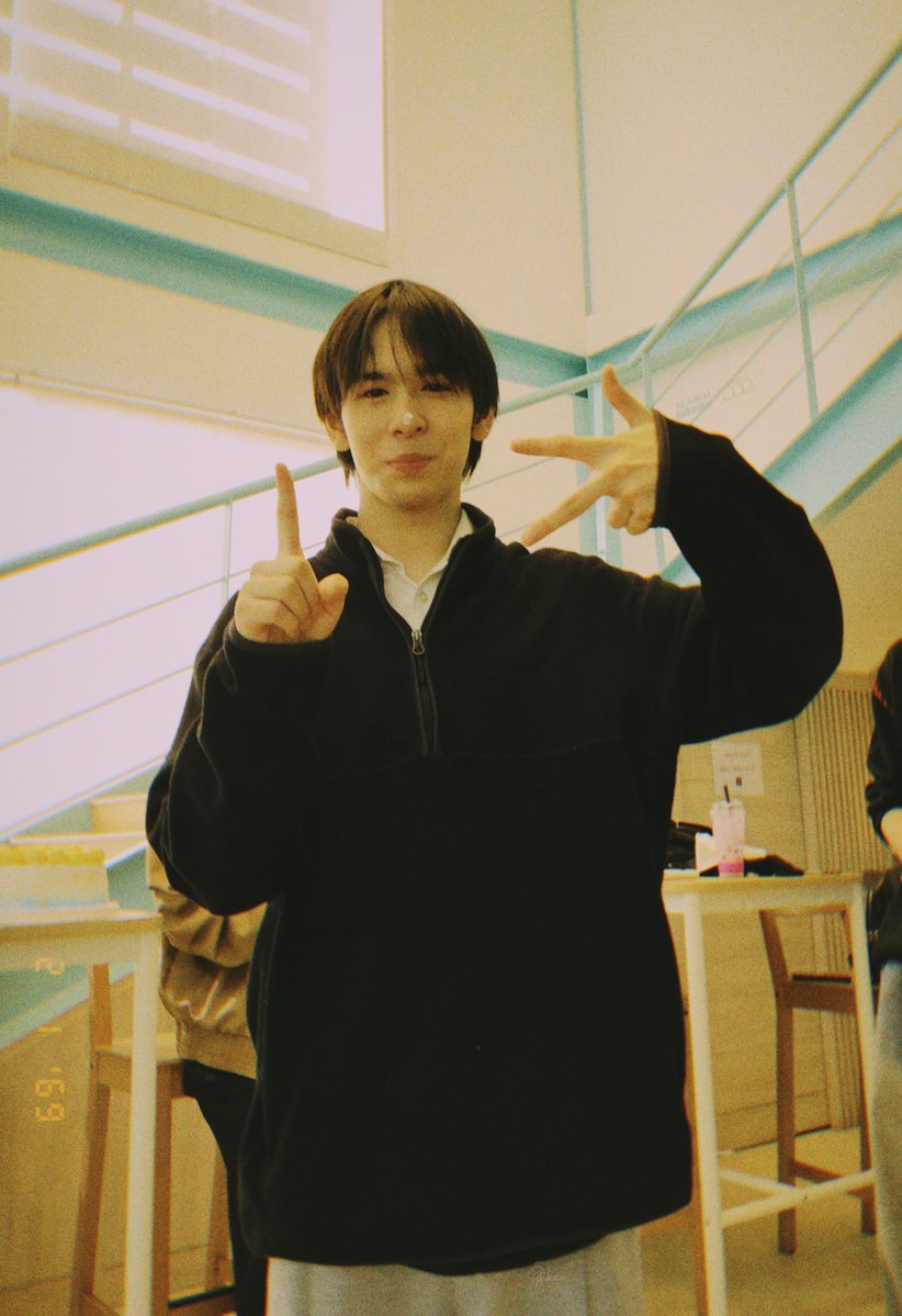 Gikae29's tweet image. HAPPY BIRTHDAY  🎂🍰🧡
 ขอให้เป็นตัวเองในเวอร์ชันที่มีความสุขที่สุด และเต็มไปรอยยิ้มนะ  แฮปปี้ๆนะคั้บ 😊
 #Happy18thKritDay 
#KRIT_ZOLAR #ZOLAR