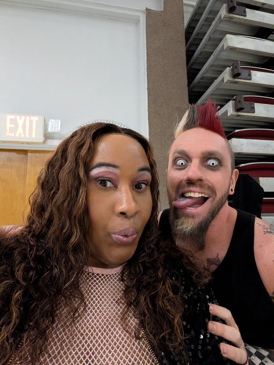 🦋Mia Simmons🦋 tweet media