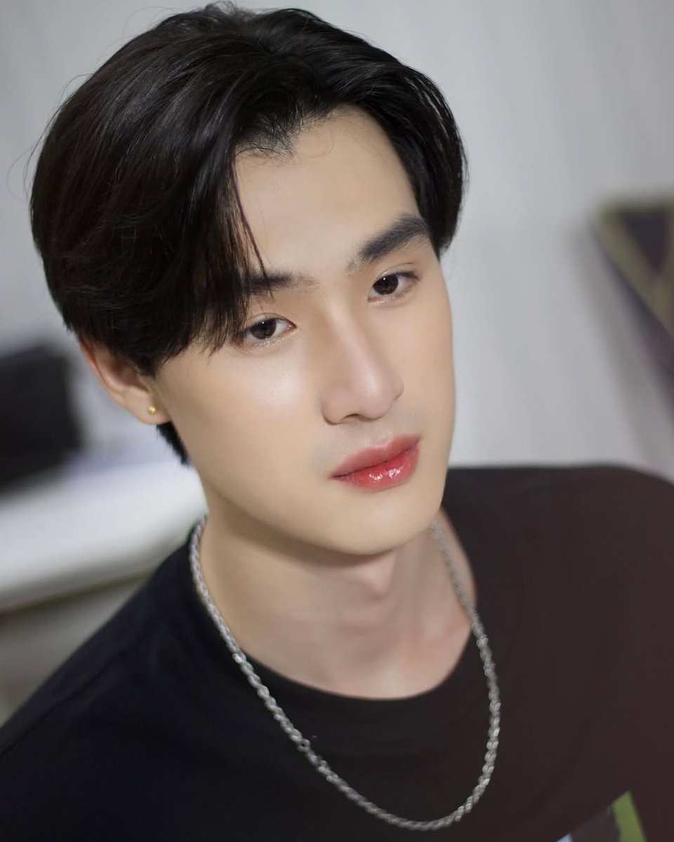 vertamz's tweet image. NONG TEE LOOKS PRETTY AND CUTE AT THE SAME TIME @vitheepanich

#tee_vtp #ธีรเดช