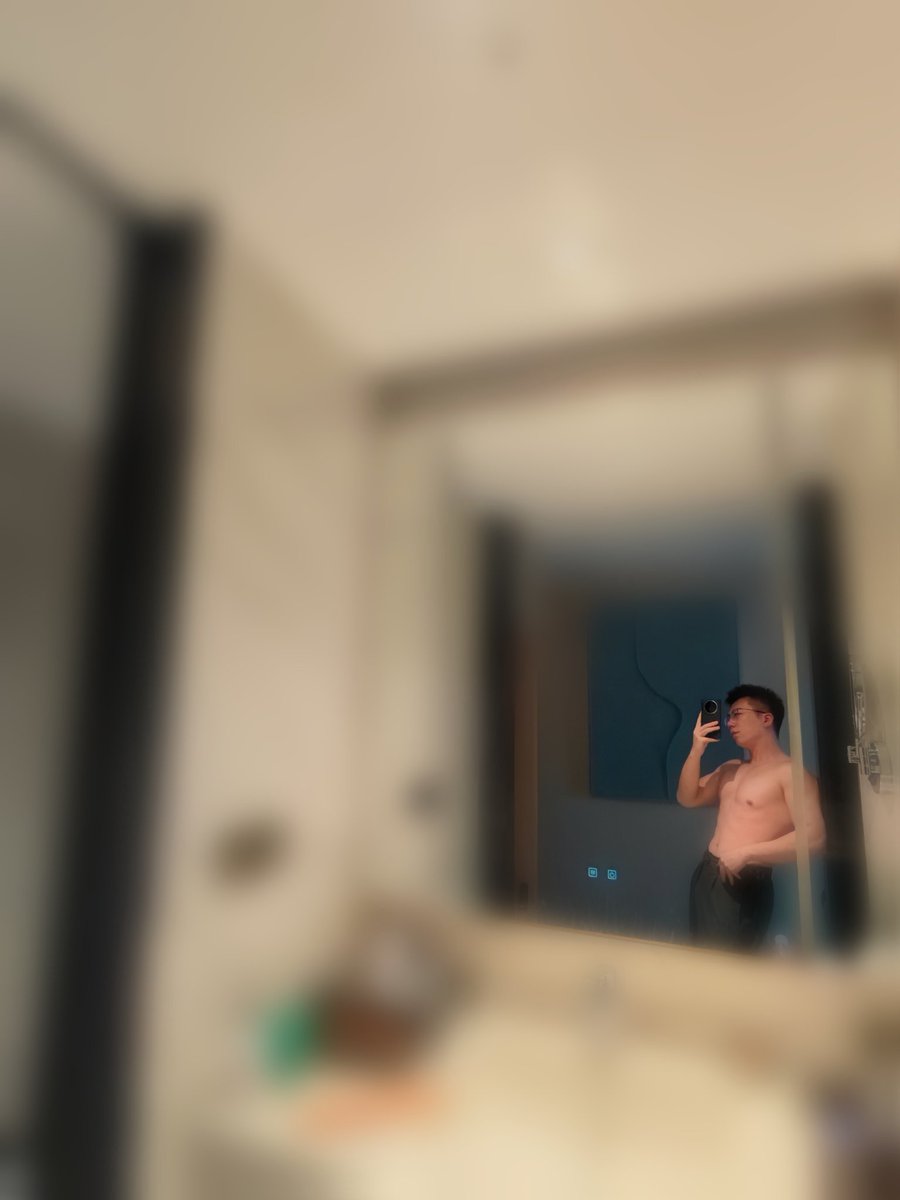 这样应该没人认得出吧