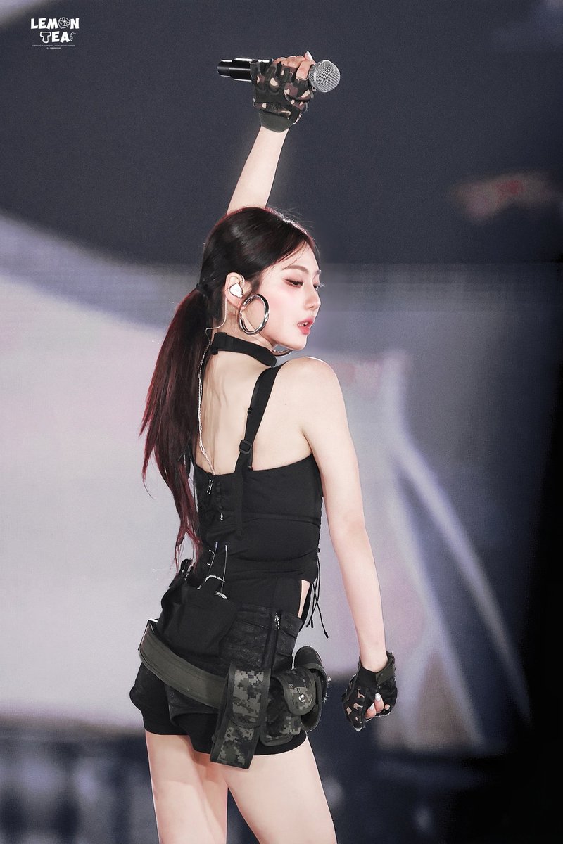 LemonTea_1023's tweet photo. SMTOWN FUKUOKA DAY 2
#SMTOWN #에스파 #aespa #NINGNING #닝닝 #宁艺卓 https://t.co/D8NjpUoTnH
