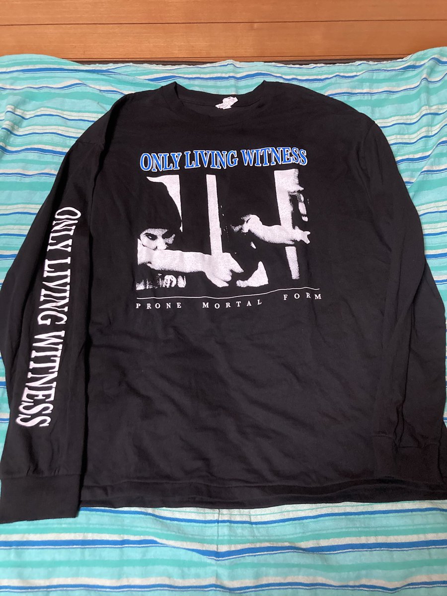 ruffteeeeee's tweet image. お直しから戻って来たONLY LIVING WIT NESSのロンT。