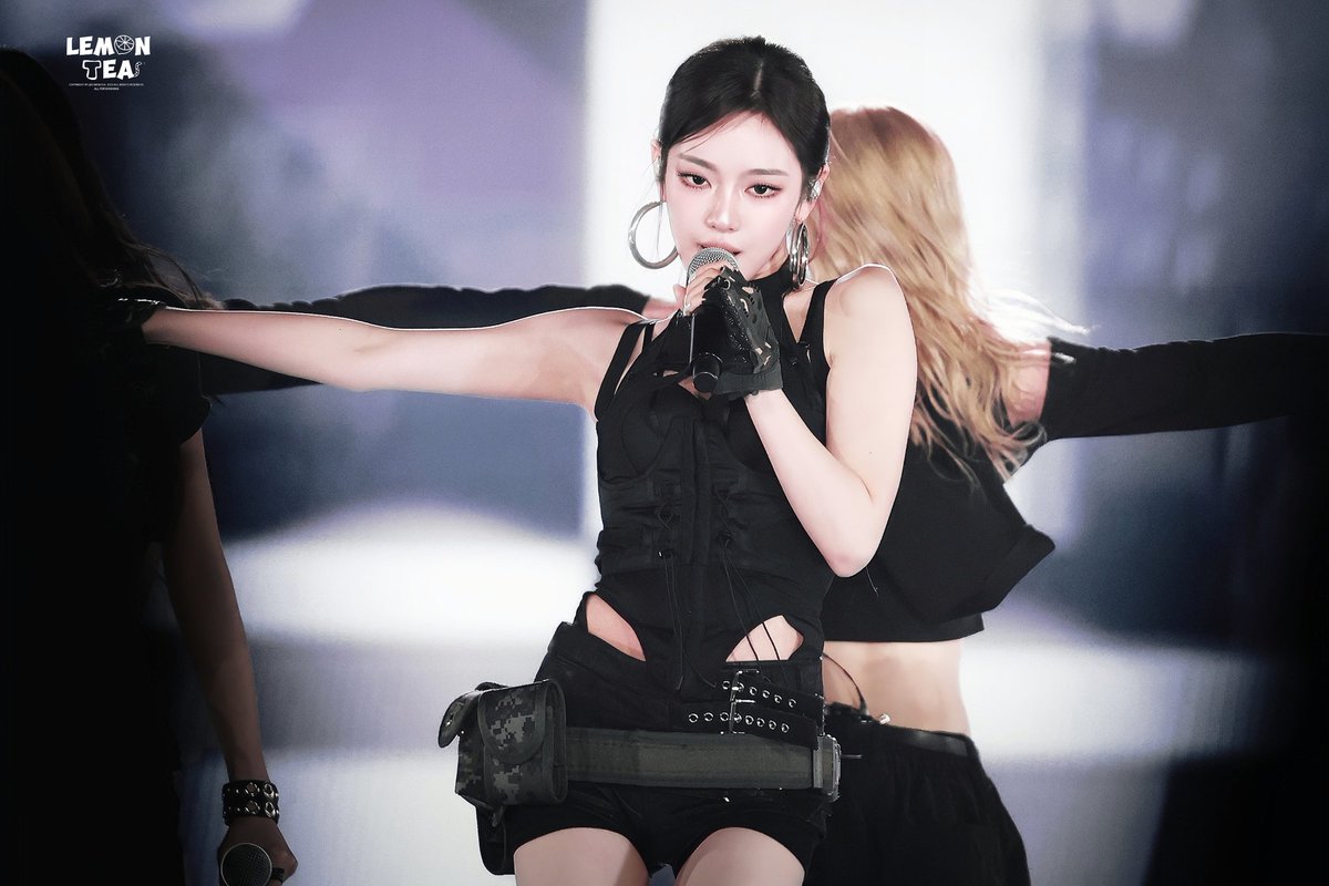 LemonTea_1023's tweet photo. SMTOWN FUKUOKA DAY 2
#에스파 #aespa #NINGNING #닝닝 #宁艺卓 #SMTOWN https://t.co/bQrrRhYwzo