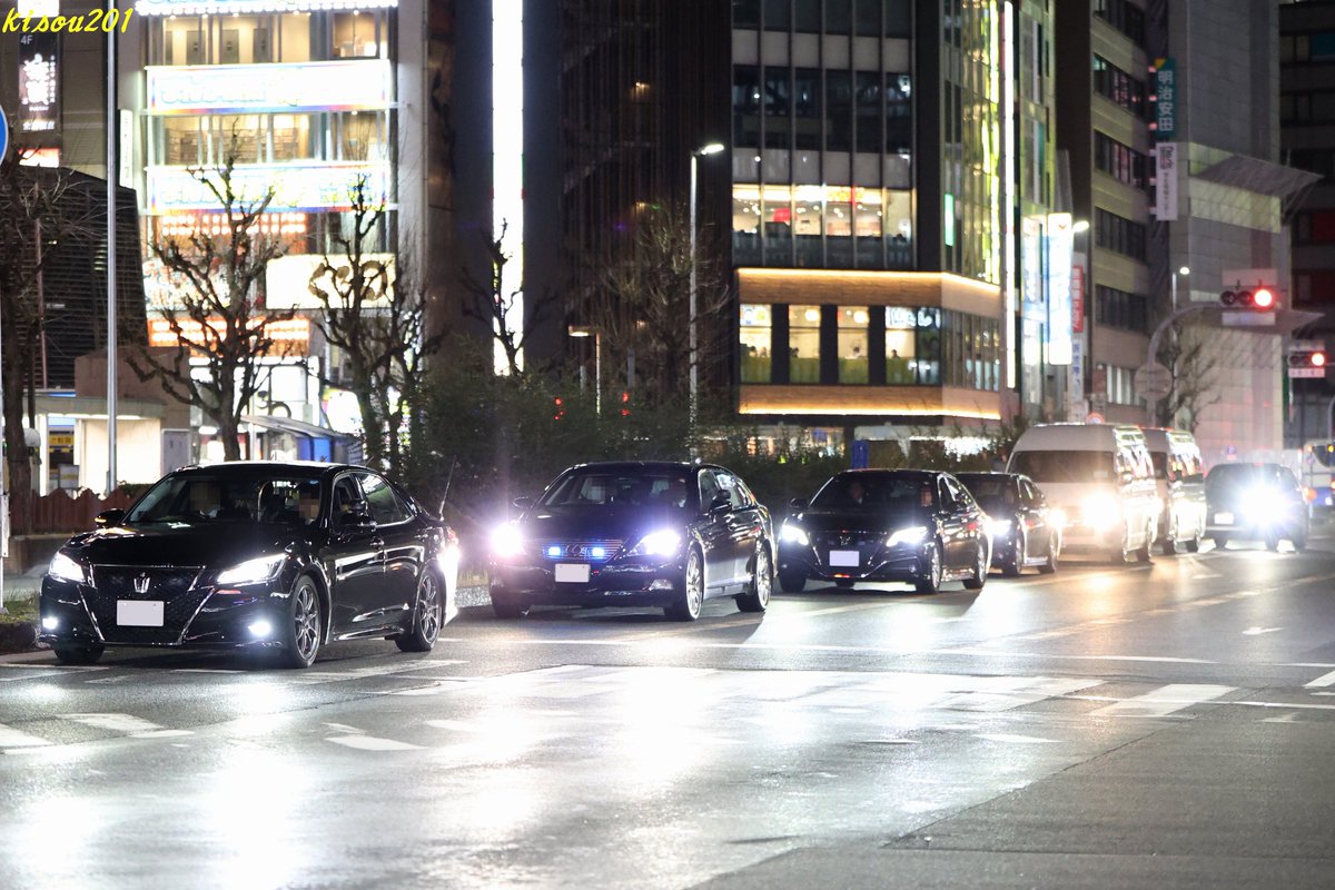 kisou201's tweet photo. 本日愛知県内で行われた高市自民党総裁の警護から。 https://t.co/3I1zgMA7zN