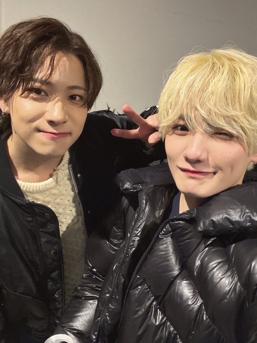 7min_riku's tweet photo. WAIWAI LIVE 2026 「世界は君色」
来てくれたみんなありがとう！！

とりあえず今年初のライブということでバチクソに楽しかったです✌️
久しぶりにみんなの歓声が聞けてめちゃくちゃ嬉しかったな〜

あ、りんたろう誕生日おめでとだよ🎊 https://t.co/OnPkcaXHyP