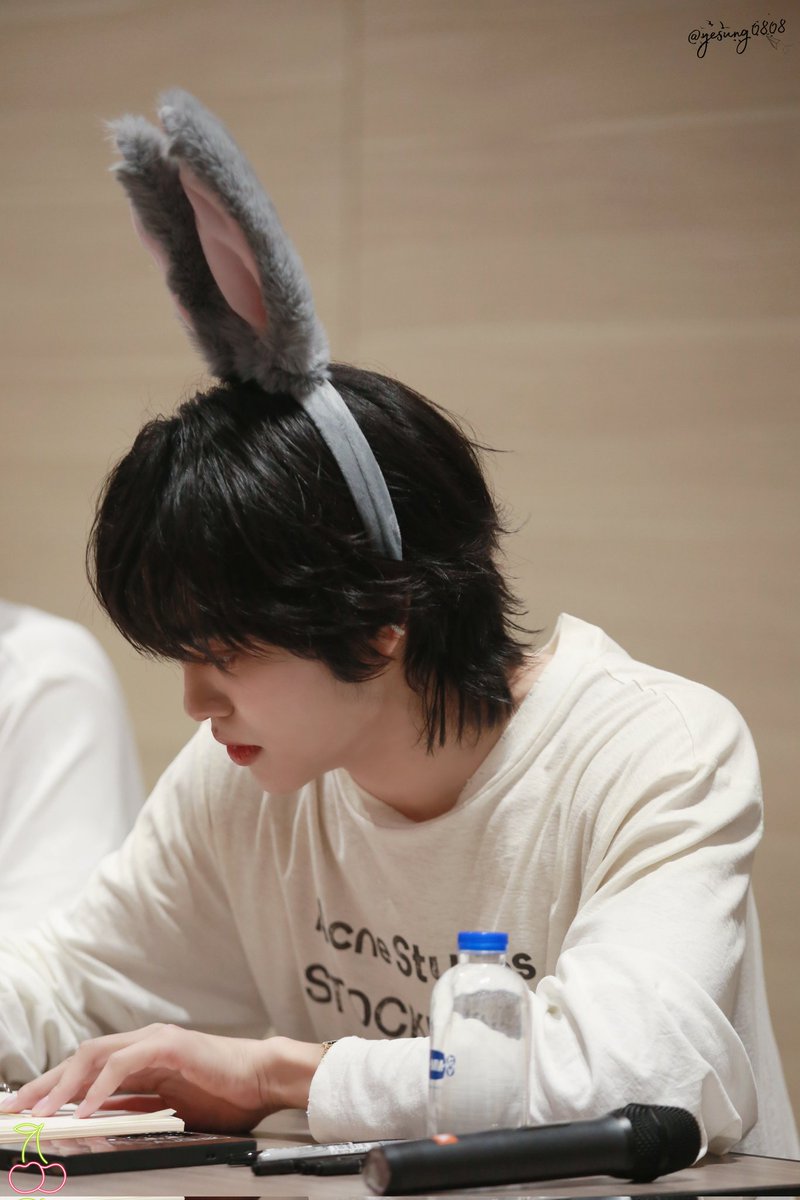 Yesung0808's tweet photo. 260201

AOUBOOMCERI FS WITH DAILY

#aou_tnbknr #besevboom #AouBoom
#CERI ＃สนามอ่านเล่น2026xAouBoom https://t.co/6FrheOrj2L