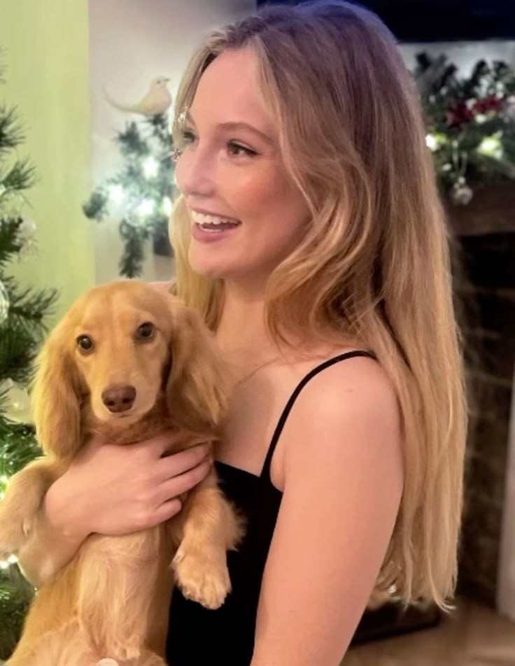 jelleousgirl's tweet image. hannah dodd is so fucking beautiful im in awe