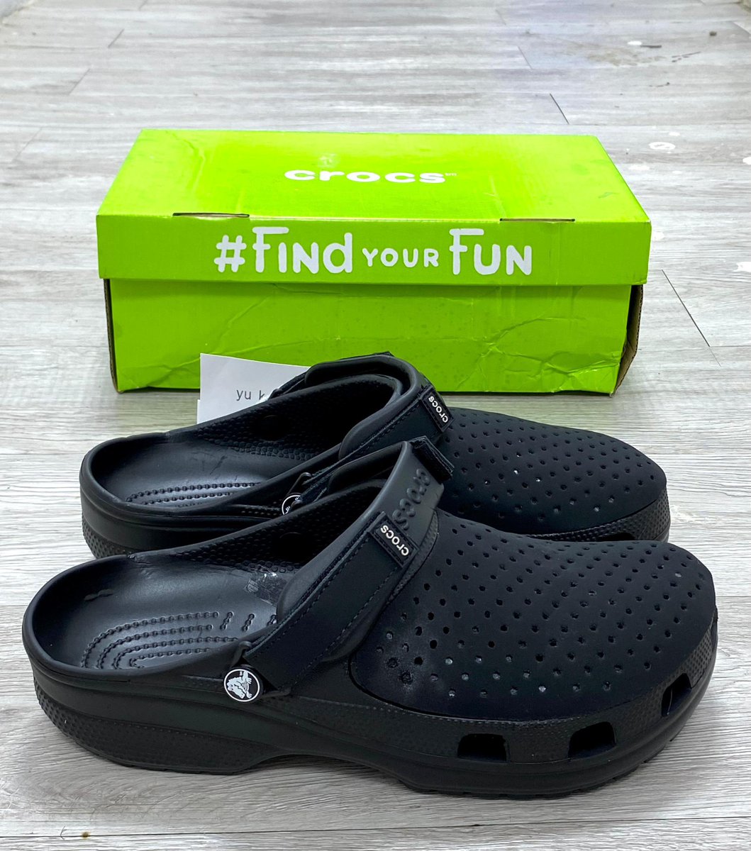 Yukon Crocs clogs — available
Comfortable • Durable • Everyday wear

Price: ₦23,000
Sizes: 40–47
Crocs box: ₦1,000 (optional)
Delivery: 3–5 working days nationwide

DM to order 📦