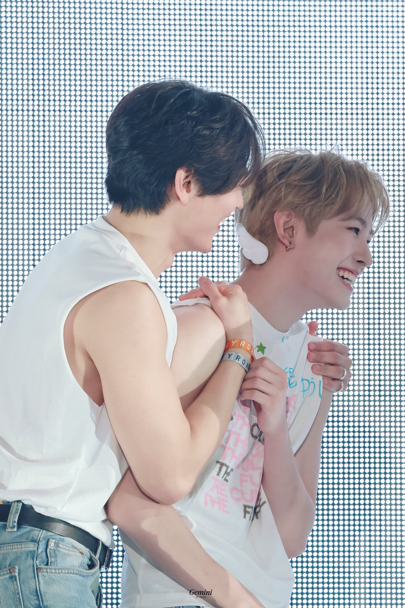 태민♥민호_Taemin_Minho_2min_SHINee_5 (ZOL) on X: 
