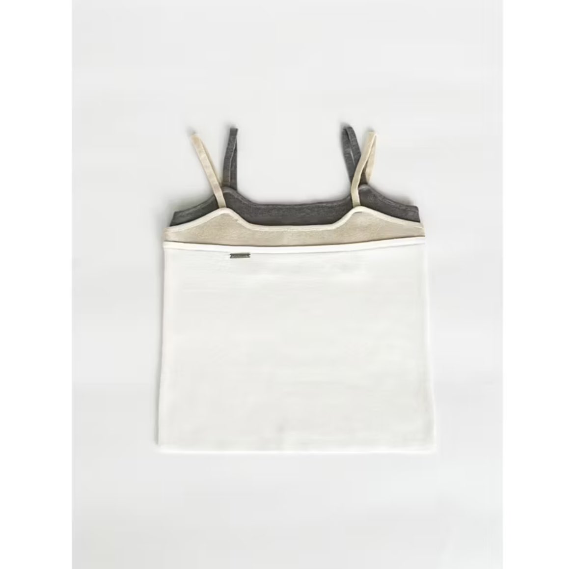 loonny size m 
200 free shipping 📦
#เสื้อผ้ามือสอง #ส่งต่อเสื้อผ้า #เสื้อผ้ามือ2 #เสื้อผ้ามือสองสภาพดี #ส่งต่อเสื้อผ้ามือสอง #โล๊ะตู้เสื้อผ้ามือสอง #โล๊ะตู้เสื้อผ้า #โล๊ะตู้