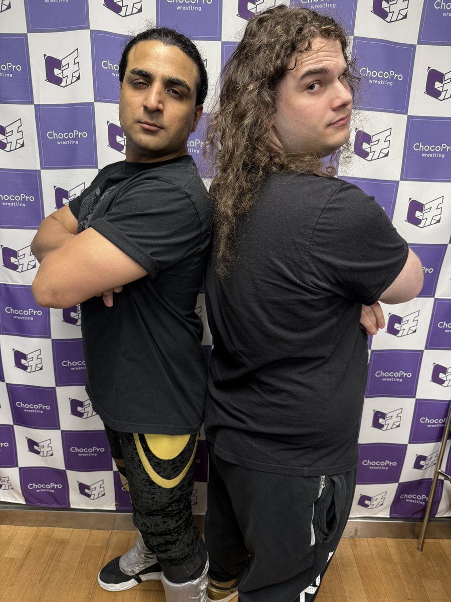 MegaSPS's tweet image. i say it every time, but @baliyanxakki is still on of my favorite people to meet. we talked today about how everyone chris brookes is around becomes a worse person, and after seeing akki’s match today i agreed. i’m bummed next time chocopro is my last!
#バリヤン・アッキ
#ChocoPro