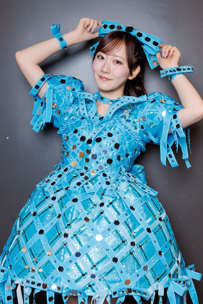 👗FRUITS ZIPPER 新衣装👗 ✨🪩ミラーボール衣装🪩✨ 🩵真中まな