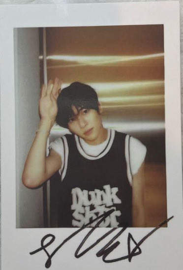 ばいばい tweet media