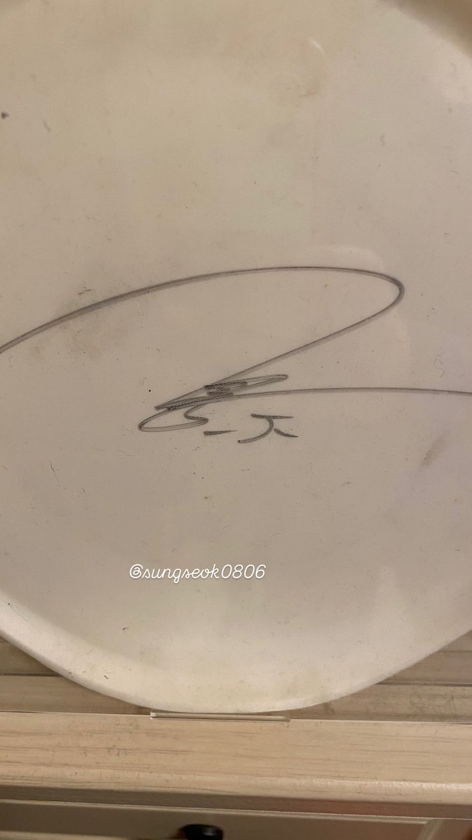 SHINeeといえば12年前のライブでミノくんから確定ペンサもらって