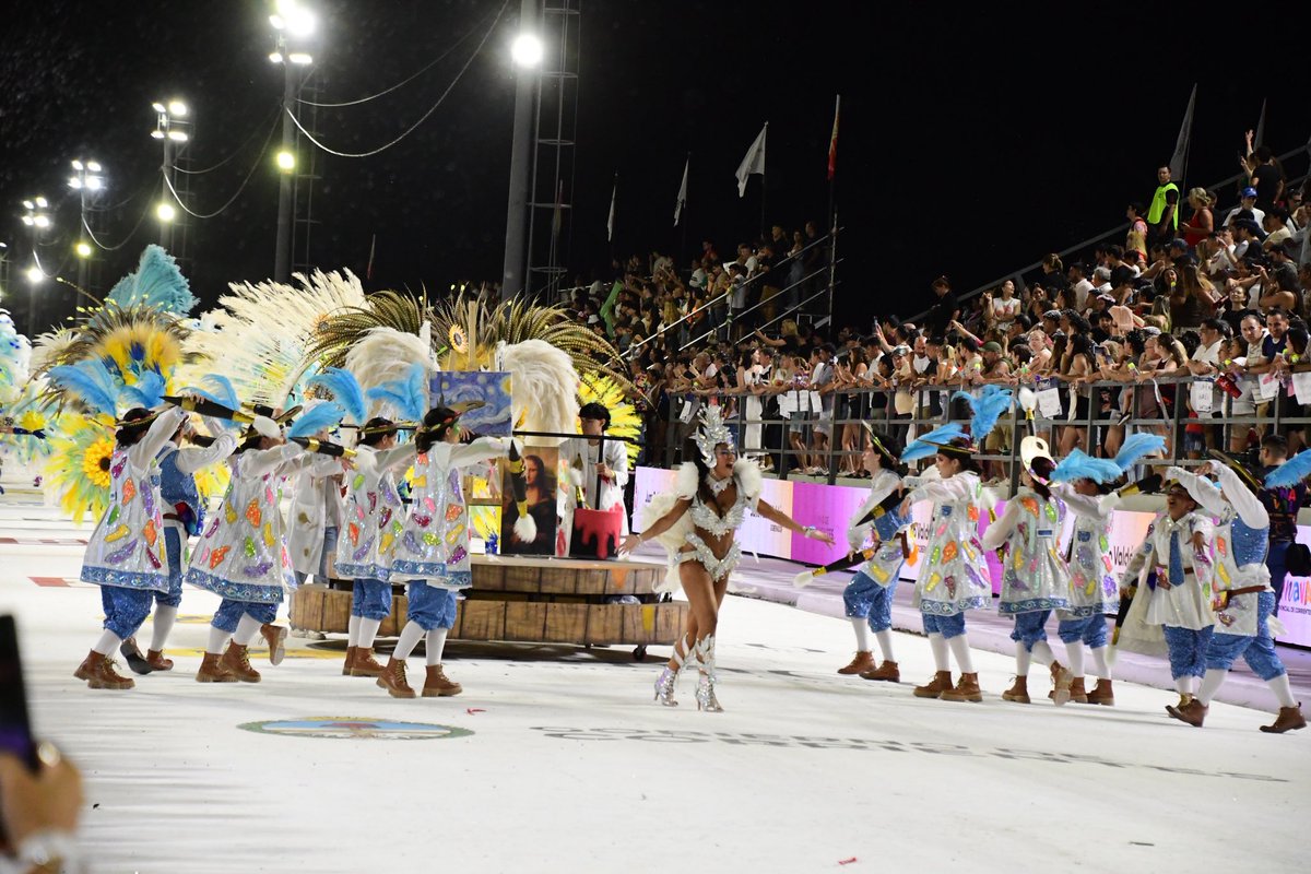 Arrancaron los Carnavales Oficiales 2026 🎭✨
Primera de diez noches en el corsódromo Nolo Alías, con el desfile de comparsas y agrupaciones musicales que dan inicio a una de las celebraciones culturales más importantes de Corrientes.
¿Qué noche no te pensás perder? 💚