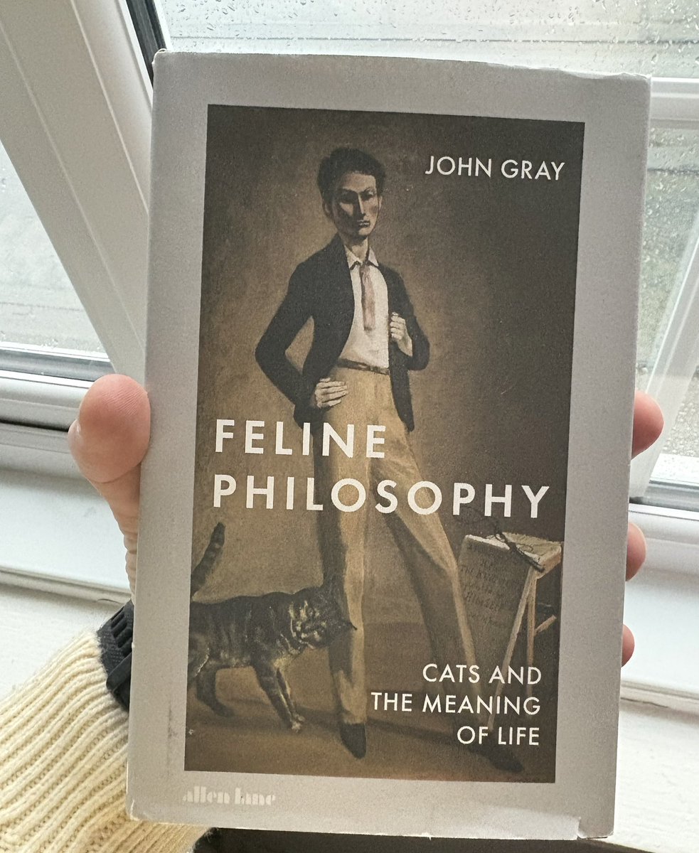 NotThatAlan's tweet image. I’ve bought a book on feline philosophy. The cat thinks I’m talkin shite.