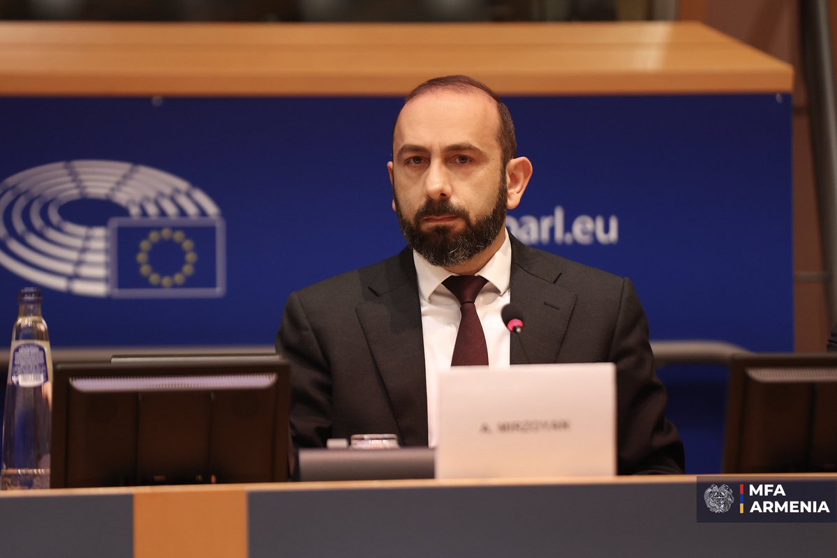 AraratMirzoyan's tweet image. Had another important engagement at @EP_ForeignAff in Brussels.

Addressed topics of interest &amp;amp; priority not only for #Armenia but also for our 🇪🇺 partners.

Touching upon 🇦🇲’s ambitious democratic reform agenda, stressed that the choice is btw sovereign democracy &amp;amp; a path to