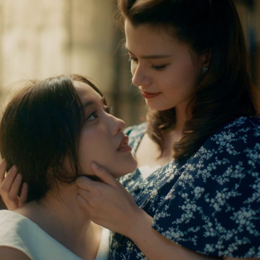 hollanovlesbian's tweet image. 38. the loyal pin (2024)
—thai historical gl

the prim and proper lady pin and the naughty but charmingly lovely princess anilaphat are brought together by fate and grow up together as children. 
an intense love story filled with yearning and overcoming all odds to be together.