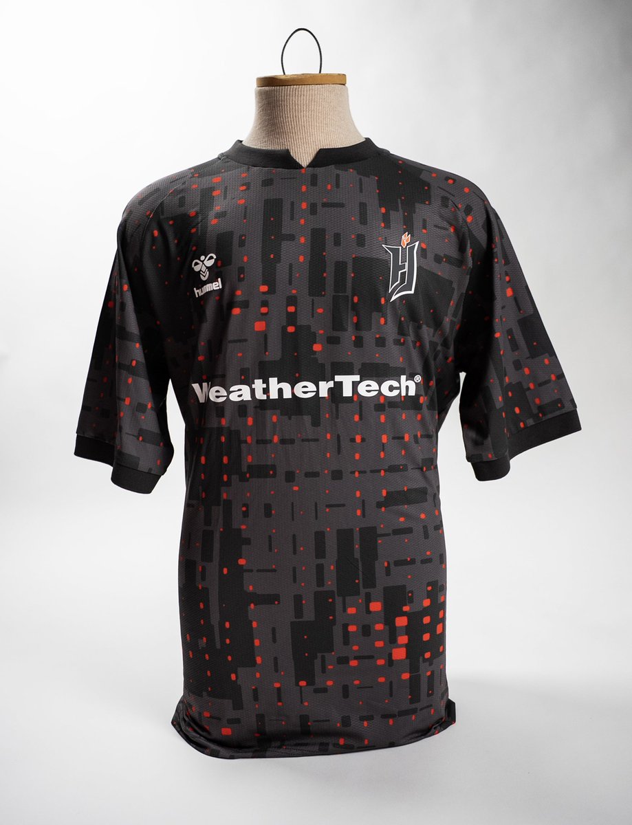 footballshirt's tweet image. The 2026 Forge FC Away kit has been released, produced by hummel for the 2026 Canadian Premier League campaign.

Read more: footballshirtculture.com/new-kits/forge…

#ForgeFC | Soccer Jersey | Football Shirt Culture | Camiseta de Futbol