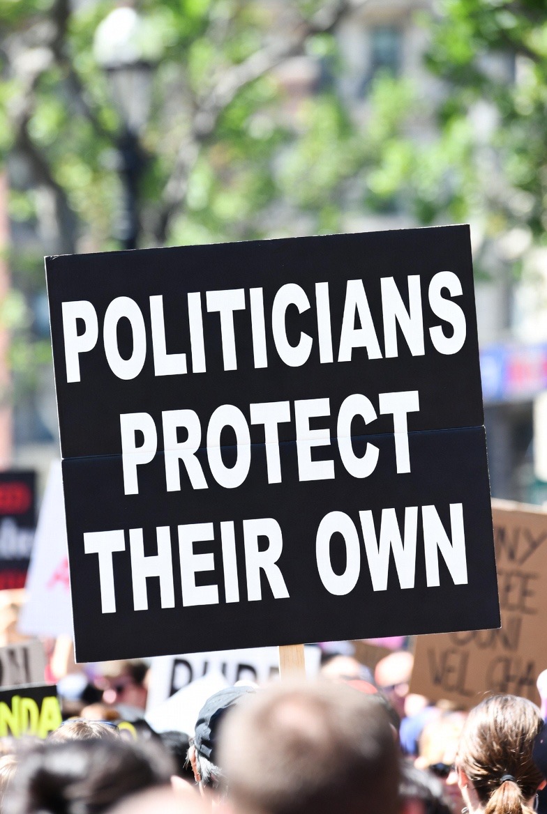 vockspopuli's tweet image. Many of their politician friends are getting rich off of the fraud and corruption. They don't want to step on any toes because they too are getting rich off of fraud and corruption.