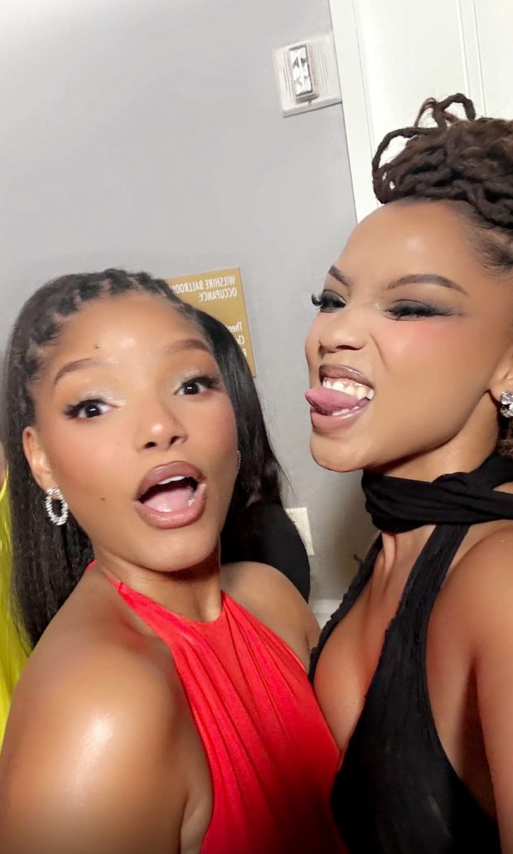 Chloe x Halle Online tweet media