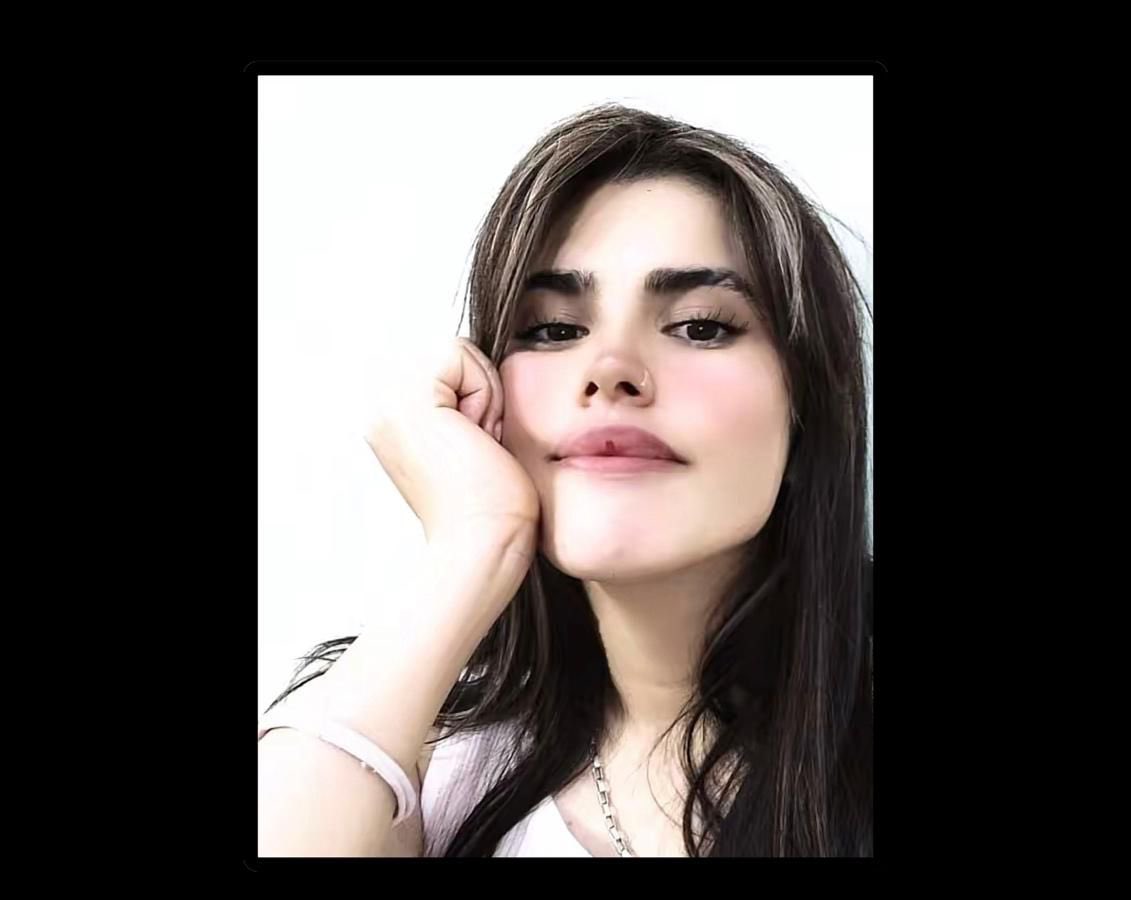 میمون مست tweet media