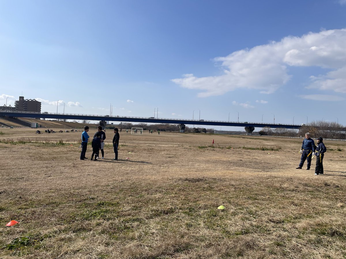 flagmanatees's tweet photo. だいぶ久しぶりの投稿です。

今日はなんと久しぶりに新規の体験の方が来てくださいました。

久しぶりに３対３ができました、嬉しい。嬉しい。

これはもしや練習で５対5ができる日も近いかもしれませんー！

#フラッグフットボール 
#メンバー募集中 https://t.co/IQ5lRcvM1m
